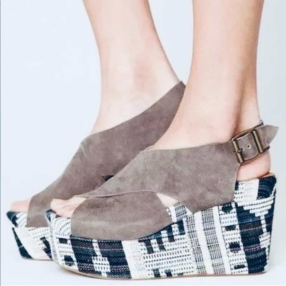Jeffrey Campbell Ibiza Last Pisa-Fab Gray Patterned Wedge Sandals